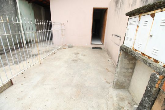 Área Externa de casa para alugar com 2 quartos, 70m² em Bosque dos Eucaliptos, São José dos Campos