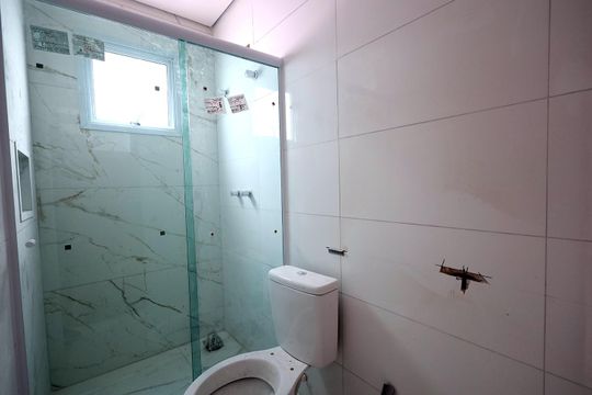 Banheiro da Suíte 2 de casa de condomínio à venda com 2 quartos, 117m² em Vila Metalúrgica, Santo André