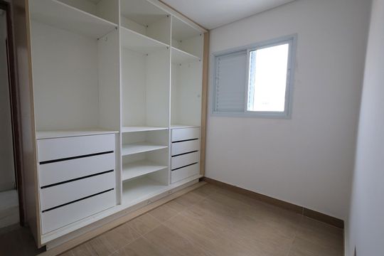 Suíte de casa de condomínio à venda com 3 quartos, 117m² em Vila Metalúrgica, Santo André
