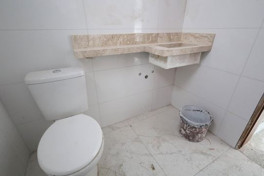 Banheiro 1 de casa de condomínio à venda com 3 quartos, 117m² em Vila Metalúrgica, Santo André