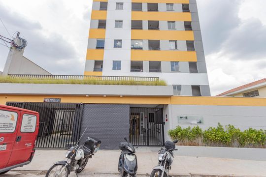 Fachada de apartamento para alugar com 2 quartos, 30m² em Vila Moraes, São Paulo