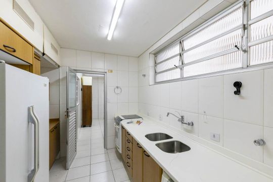 Cozinha de apartamento à venda com 3 quartos, 242m² em Higienópolis, São Paulo