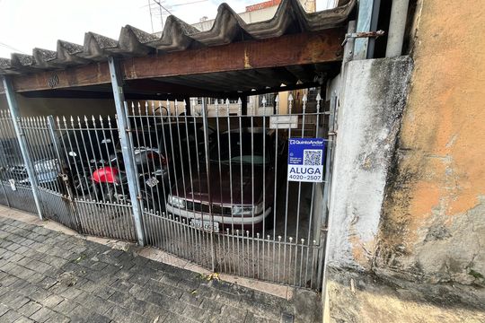 Fachada de casa de condomínio para alugar com 1 quarto, 50m² em Parque Peruche, São Paulo