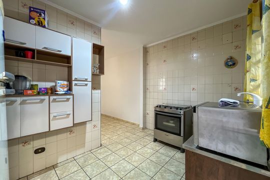 Cozinha de casa à venda com 4 quartos, 250m² em Parque Anhanguera, São Paulo