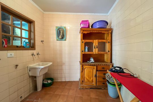 Área de Serviço de casa à venda com 4 quartos, 250m² em Parque Anhanguera, São Paulo