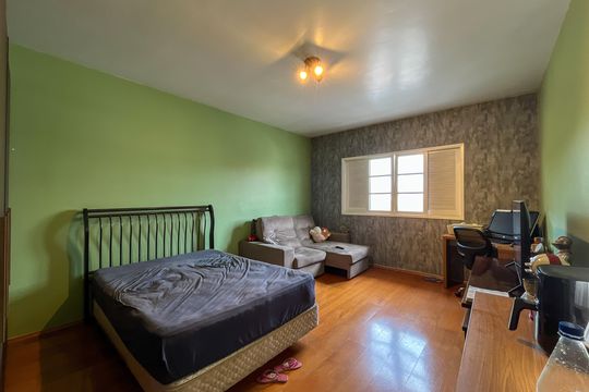 Suíte de casa à venda com 4 quartos, 250m² em Parque Anhanguera, São Paulo