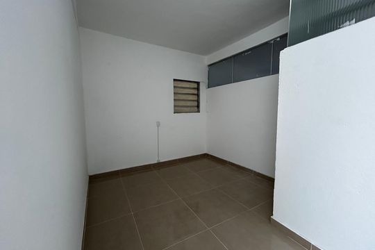 Sala de apartamento para alugar com 2 quartos, 68m² em Vila Nova Bonsucesso, Guarulhos