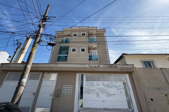 Fachada de apartamento à venda com 2 quartos, 63m² em Vila Santo Alberto, Santo André