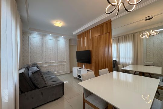 Sala de apartamento à venda com 2 quartos, 63m² em Vila Santo Alberto, Santo André
