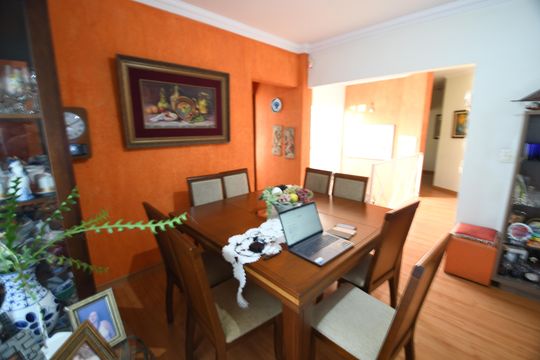 Sala de casa à venda com 4 quartos, 230m² em Loteamento Parque das Hortências (sousas), Campinas