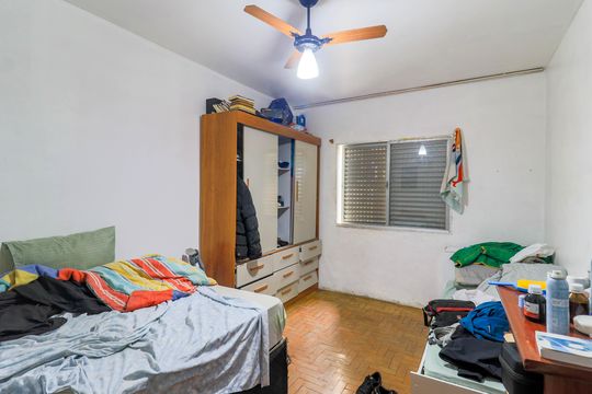 Quarto de casa para alugar com 3 quartos, 250m² em Jardim Monte Azul, São Paulo