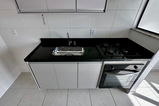 Cozinha de apartamento para alugar com 1 quarto, 37m² em Vila das Belezas, São Paulo