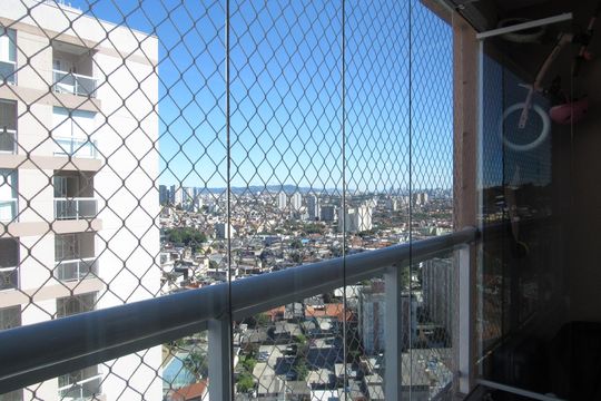 Sacada de apartamento para alugar com 2 quartos, 52m² em Jardim Roberto, Osasco