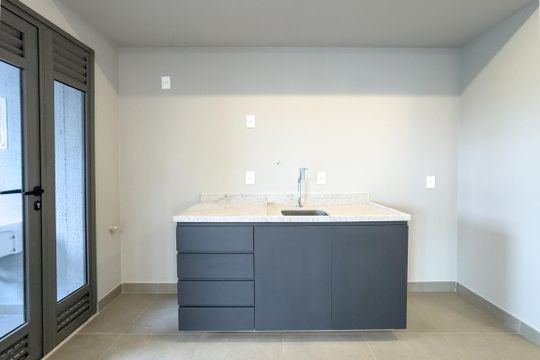 Cozinha de apartamento à venda com 2 quartos, 86m² em Pinheiros, São Paulo