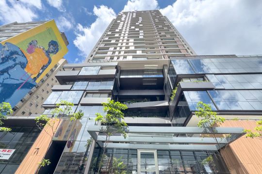 Fachada de apartamento à venda com 2 quartos, 86m² em Pinheiros, São Paulo