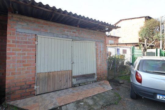 Fachada de casa à venda com 1 quarto, 45m² em Estância Velha, Canoas