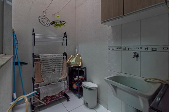 Área de Serviço de casa de condomínio para alugar com 3 quartos, 110m² em Vila Ré, São Paulo