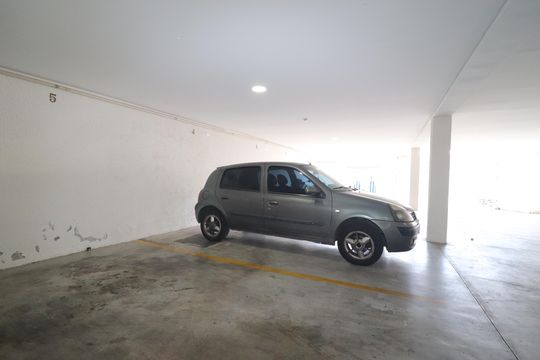 Garagem de apartamento à venda com 2 quartos, 123m² em Vila Vilma, Santo André