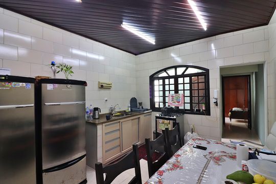 Cozinha de casa à venda com 2 quartos, 235m² em Vila Alvinopolis, São Bernardo do Campo