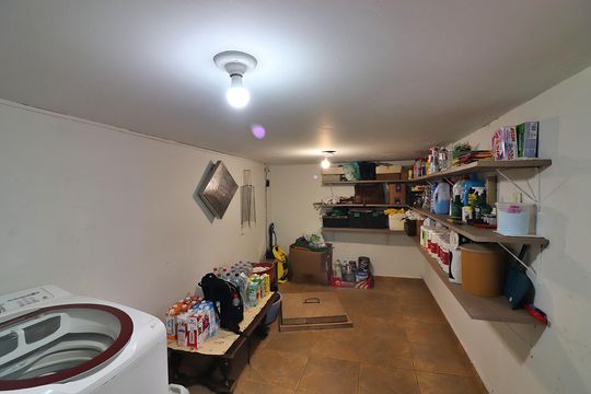 Área de Serviço de casa à venda com 2 quartos, 235m² em Vila Alvinopolis, São Bernardo do Campo
