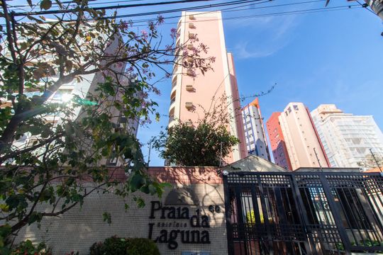 Fachada de apartamento à venda com 3 quartos, 138m² em Cambuí, Campinas