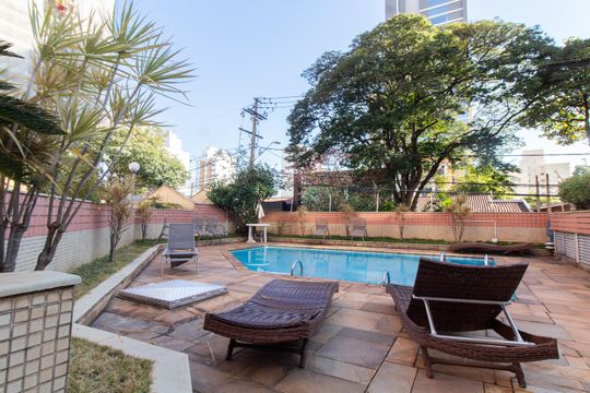 Área comum de apartamento à venda com 3 quartos, 138m² em Cambuí, Campinas