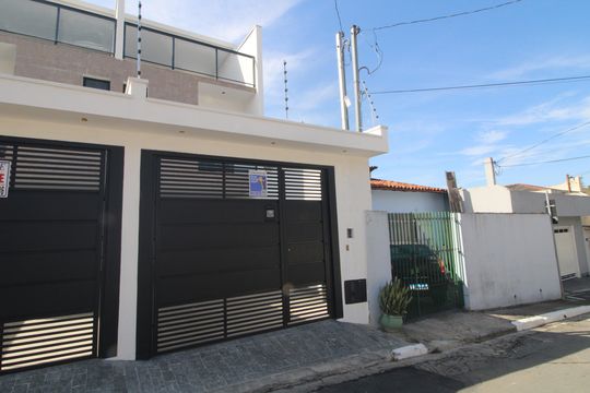 Área Externa de casa à venda com 3 quartos, 125m² em Jardim Alzira, São Paulo