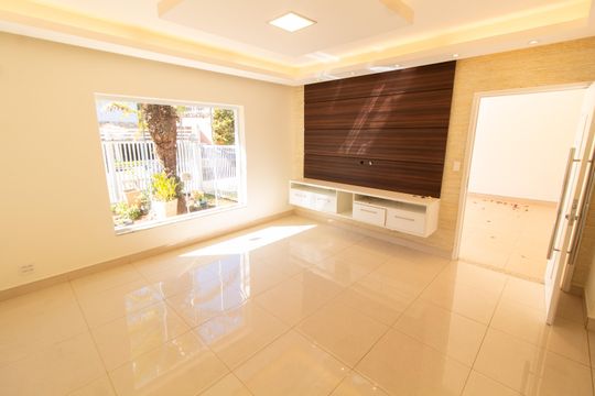 Casa de Condomínio à venda com 3 quartos, 308m² em Loteamento Caminhos de San Conrado (sousas), Campinas
