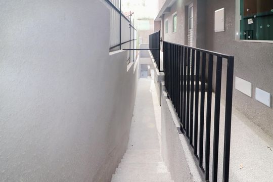 Área comum de apartamento para alugar com 1 quarto, 25m² em Vila Dalva, São Paulo