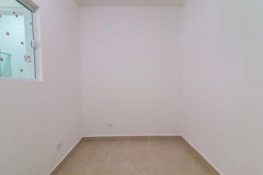 Apartamento para alugar com 1 quarto, 25m² em Vila Dalva, São Paulo