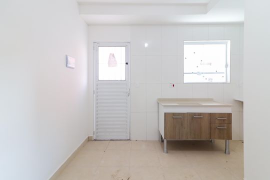 Apartamento para alugar com 1 quarto, 25m² em Vila Dalva, São Paulo