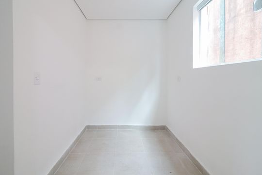 Apartamento para alugar com 1 quarto, 25m² em Vila Dalva, São Paulo