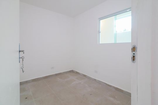 Apartamento para alugar com 1 quarto, 24m² em Vila Dalva, São Paulo