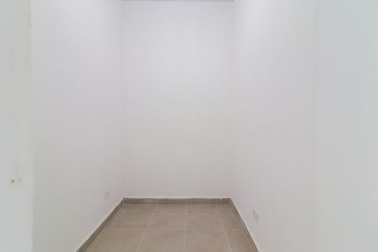 Quarto 1 de apartamento para alugar com 2 quartos, 35m² em Vila Dalva, São Paulo