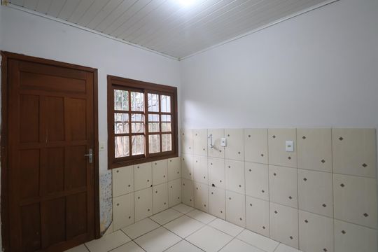Sala/Cozinha de casa para alugar com 2 quartos, 150m² em Mato Grande, Canoas