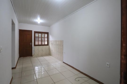 Casa à venda com 2 quartos, 150m² em Mato Grande, Canoas