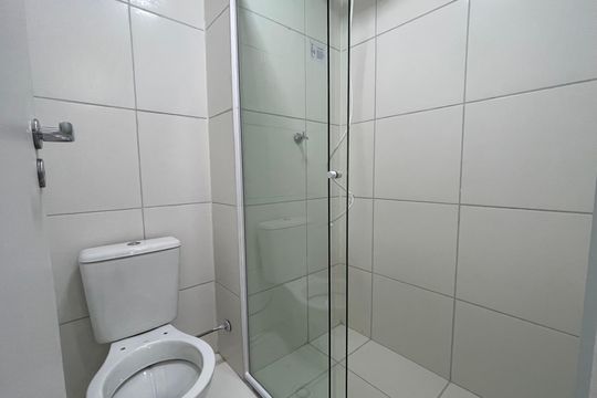 Banheiro Social de apartamento para alugar com 2 quartos, 34m² em Jaguaré, São Paulo