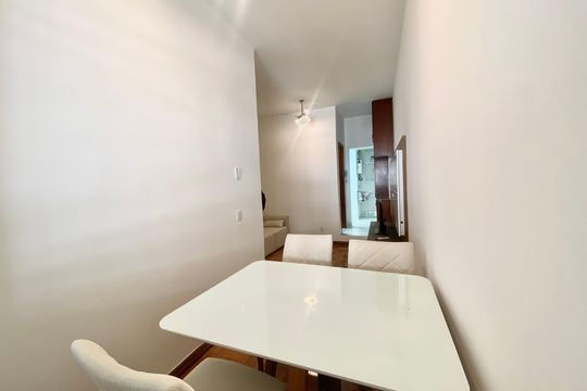 Sala de apartamento para alugar com 1 quarto, 35m² em Leblon, Rio de Janeiro