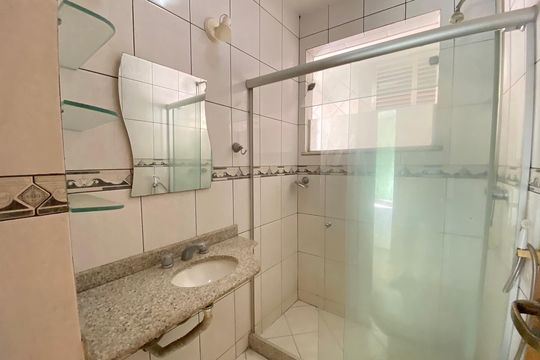 Banheiro de apartamento à venda com 2 quartos, 83m² em Cachambi, Rio de Janeiro