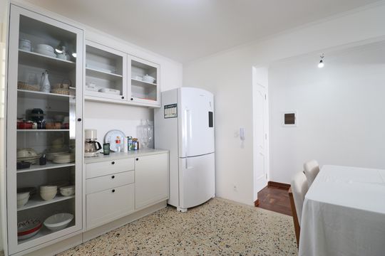 Cozinha de apartamento à venda com 2 quartos, 100m² em Lapa, São Paulo