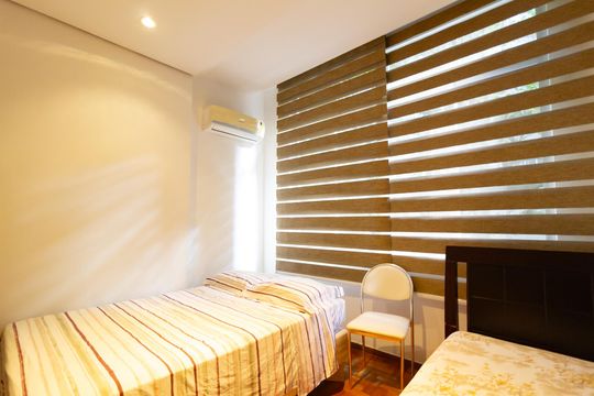 Quarto 3 de apartamento à venda com 3 quartos, 100m² em Leme, Rio de Janeiro