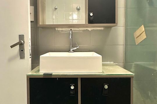 Banheiro Social de apartamento para alugar com 2 quartos, 70m² em Humaitá, Rio de Janeiro