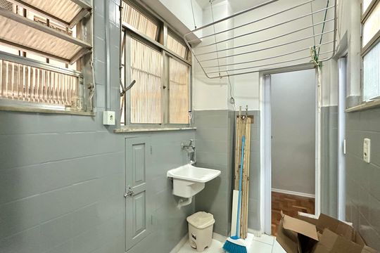 Área de Serviço de apartamento para alugar com 2 quartos, 70m² em Humaitá, Rio de Janeiro