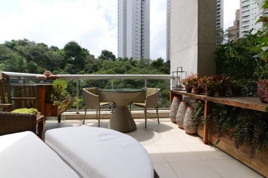 varanda de apartamento para alugar com 1 quarto, 105m² em Parque do Morumbi, São Paulo