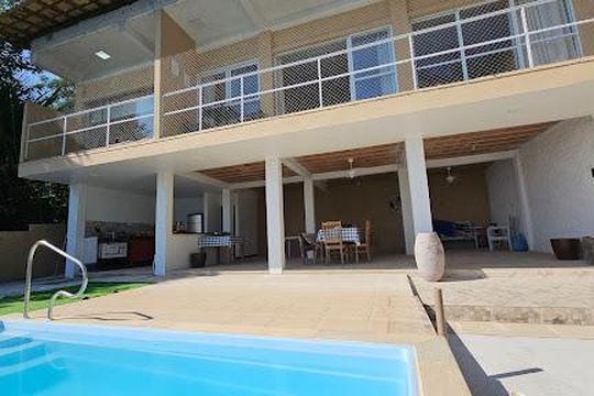 Casa à venda com 4 quartos, 269m² em Matapaca, Niterói