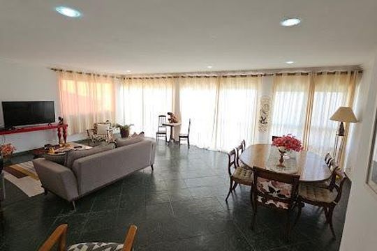 Casa à venda com 4 quartos, 269m² em Matapaca, Niterói