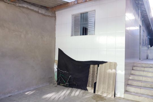 Garagem de casa para alugar com 2 quartos, 50m² em Santa Maria, Osasco