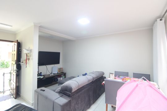 Sala de casa para alugar com 3 quartos, 133m² em Jardim Ubirajara, São Paulo