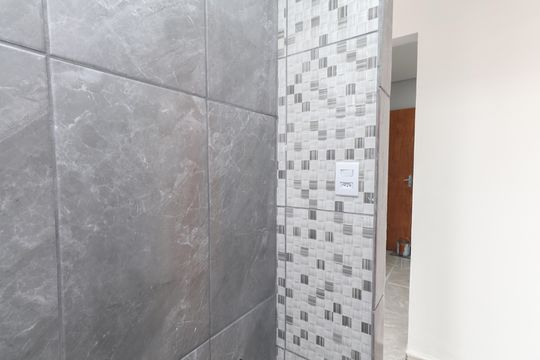 Banheiro de casa para alugar com 2 quartos, 50m² em Vila Medeiros, São Paulo