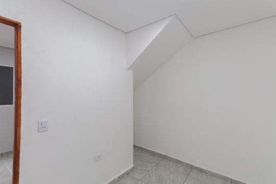 Quarto 1 de casa para alugar com 2 quartos, 50m² em Vila Medeiros, São Paulo